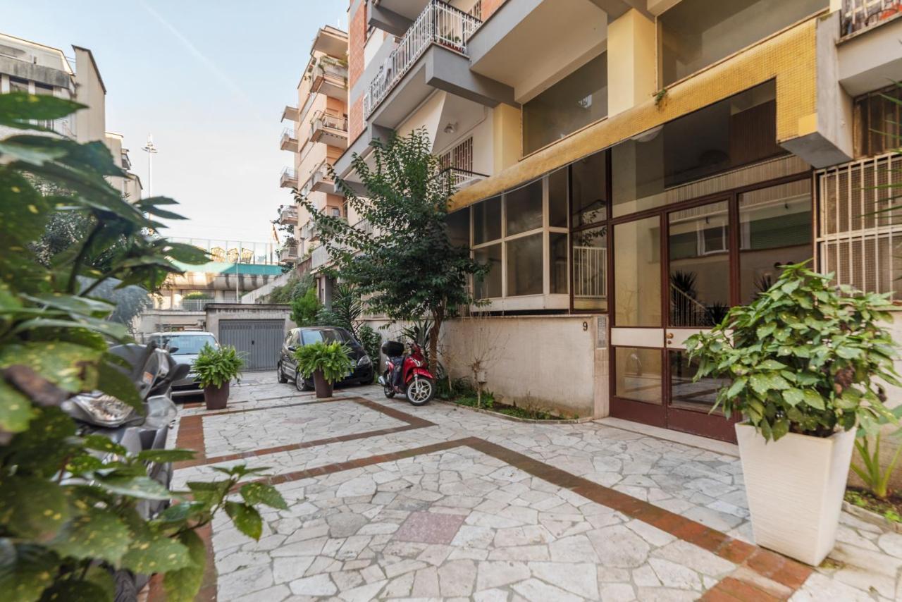 San Pietro Cozy Apartment With Terrace! ローマ エクステリア 写真