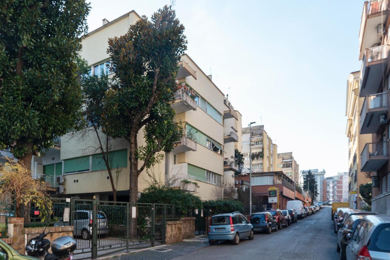 San Pietro Cozy Apartment With Terrace! ローマ エクステリア 写真